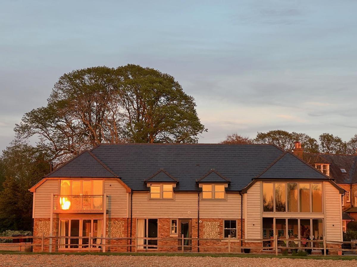 Flint House - Goodwood Events Bed & Breakfast ชิชิสเตอร์ ภายนอก รูปภาพ